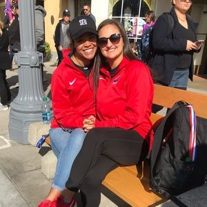 Meet your Posher, Carly